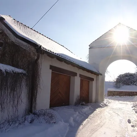 V Polich Guest house