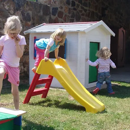 V Polich 3* Malé Číčovice