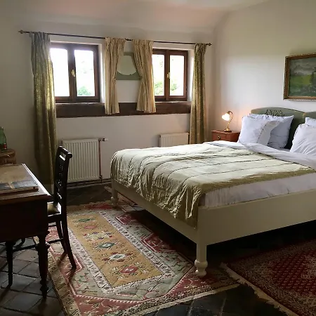 V Polich Guest house 3*